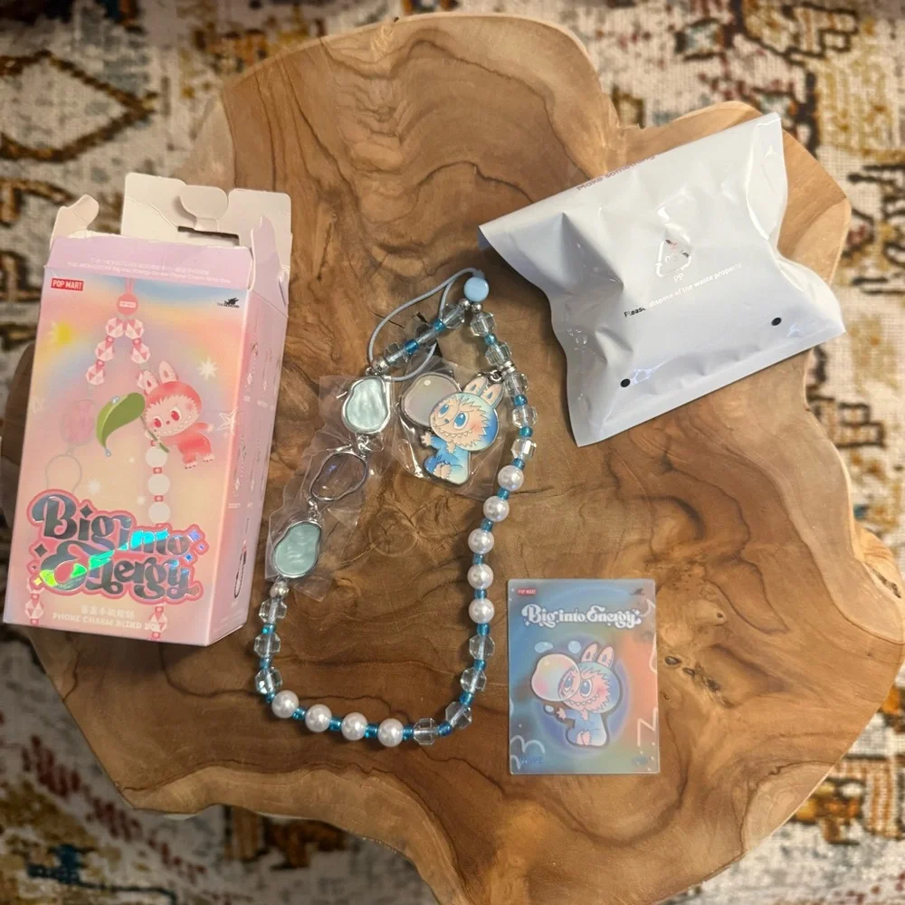 NEW Popmart THE MONSTERS Big into Energy Series-Phone Charm Blind Box HOPE